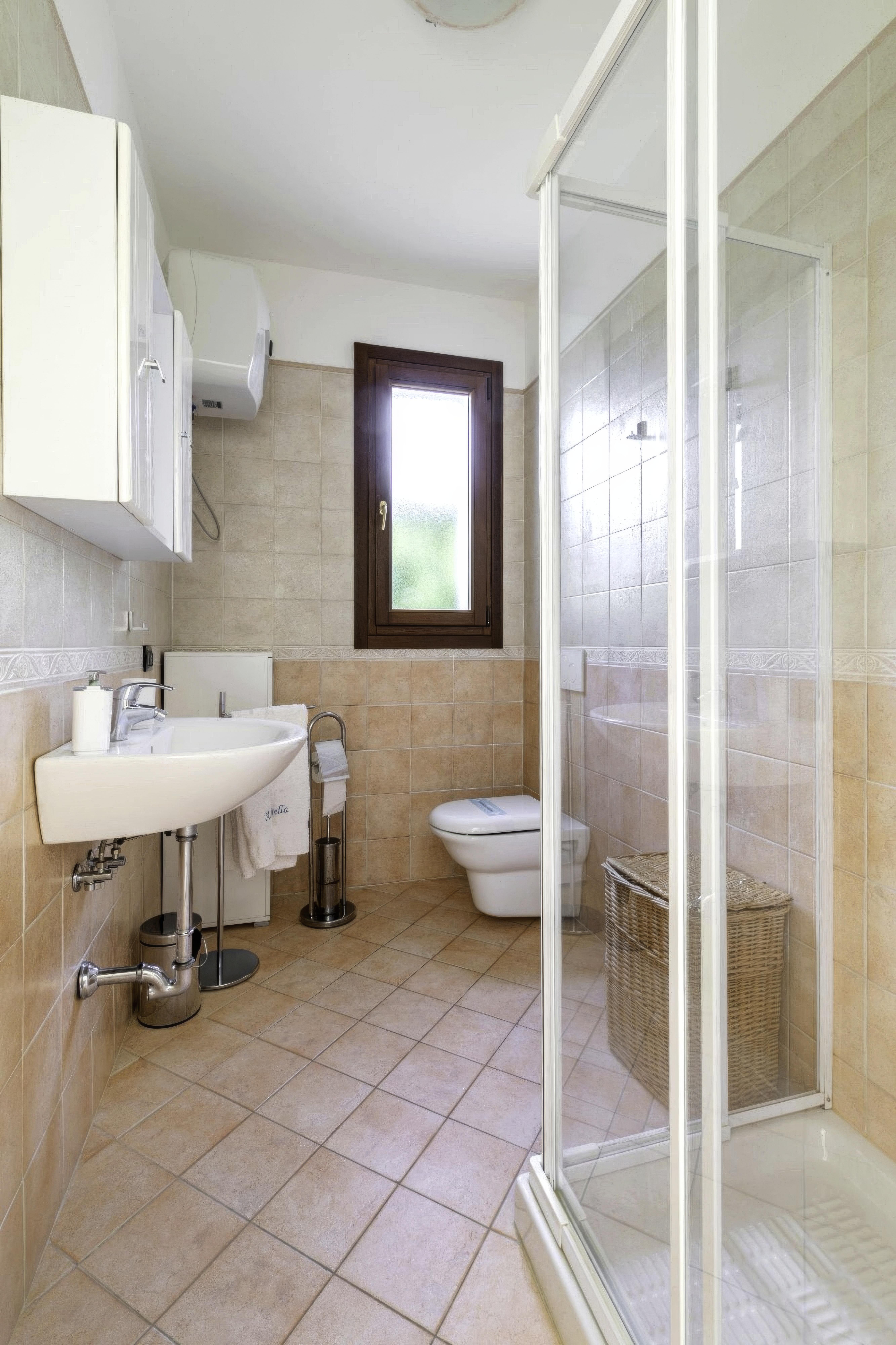 Villa Albarella bathroom 3